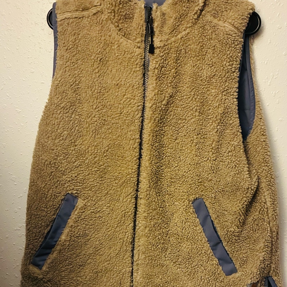 Carhartt Gray Quilted Vest - Picture 7 of 7